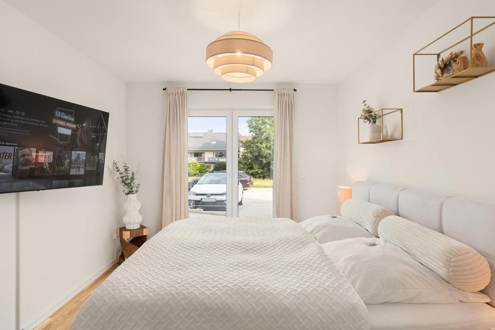 Fairmieten: Exklusive I Terrasse I Parkplatz