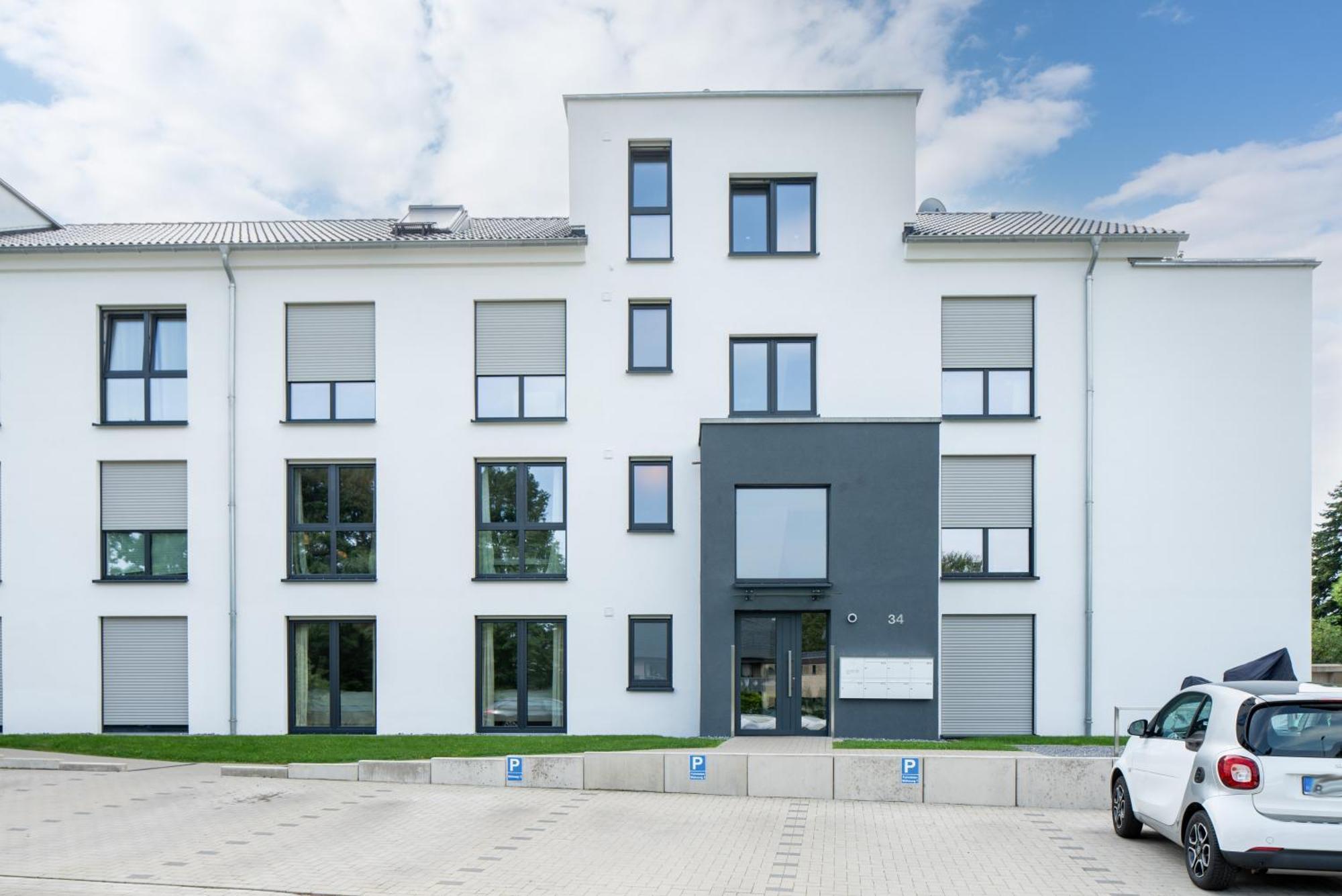 Fairmieten: Exklusive I Terrasse I Parkplatz Apartment Bielefeld